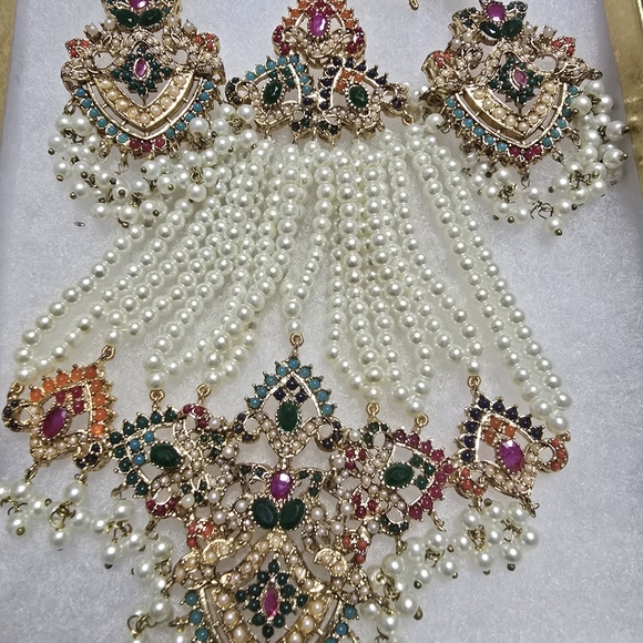 Indian/Pakistan jwellery - Picture 5 of 13